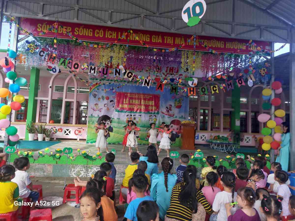 khai giảng 4